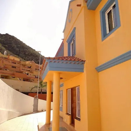 Conde I Villa *